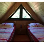 Weidmannsruh - Grosse Mit 3 Schlafzimmern Daire *