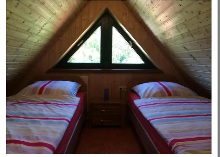 Weidmannsruh - Grosse Mit 3 Schlafzimmern Apartament *